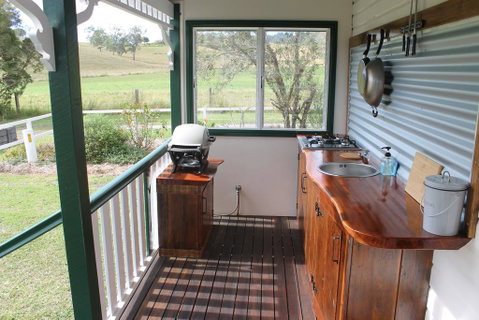 The Dollhouse Cottage - Hotel QLD 3