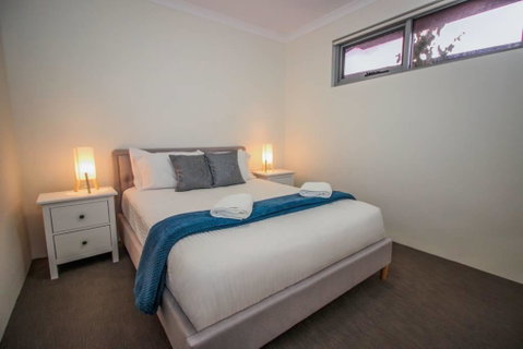 The Happy Delightful Place - Hotel QLD 1