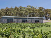 The Longhouse - Suite 3