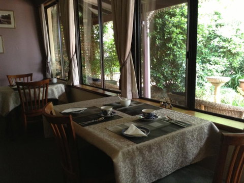 The Noble Grape Guesthouse - Hotel QLD 2