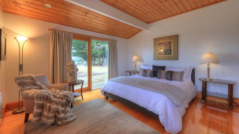 The Peninsula Experience - Hotel QLD 3