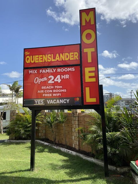 THE QUEENSLANDER MOTEL - Hotel QLD 0