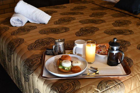 The Town House Motor Inn - Hotel QLD 2