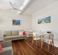 Tondio Terrace Flat 5 - Pet Friendly ground floor budget style accommodation - Hotel QLD