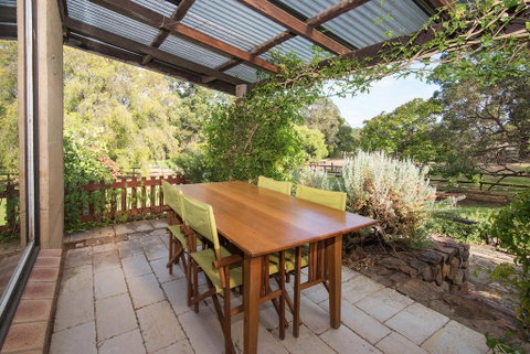 Trastevere Cowaramup Farm House - Hotel QLD 0
