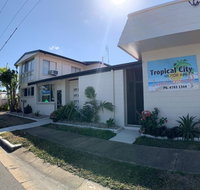 Tropical City Motor Inn - Hotel QLD