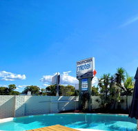 Tropicana Motel - Hotel QLD