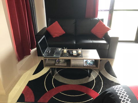 Ultra Modern Private Studio Room - Hotel QLD 1