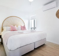 Ventura Beach Motel 2 Bed Poolside - Unit 4 - Hotel QLD