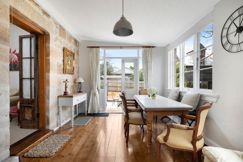 Victoria Cottage - Hotel QLD 2