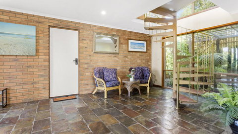 VIEWS AT MCCRAE..... - Hotel QLD 1