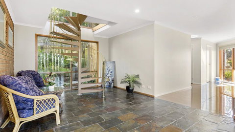 VIEWS AT MCCRAE..... - Hotel QLD 3