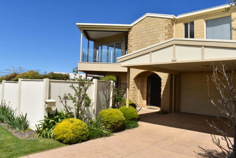 VIEWS FOREVER - INVERLOCH - Hotel QLD 0