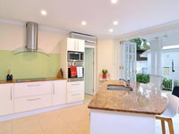 Walk to the Ocean in five minutes