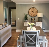 Walnut Tree Cottages - Hotel QLD