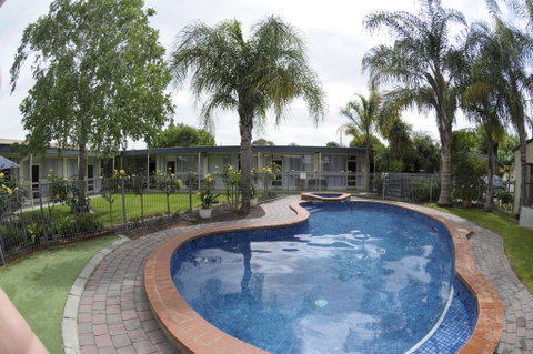 Warrina Motor Inn - Hotel QLD 0