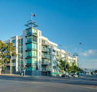 Waterfront Yarra St by Gold Star Stays - Hotel QLD