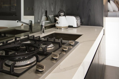 Hepburn Springs Escape - Hotel QLD 12