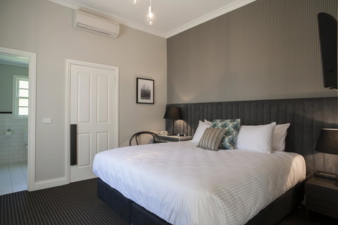 Oscar\'s On The Yarra - Hotel QLD 3