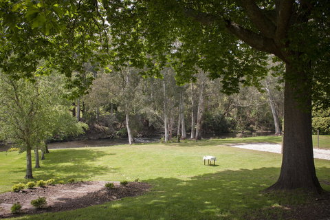 Oscar\'s On The Yarra - Hotel QLD 6