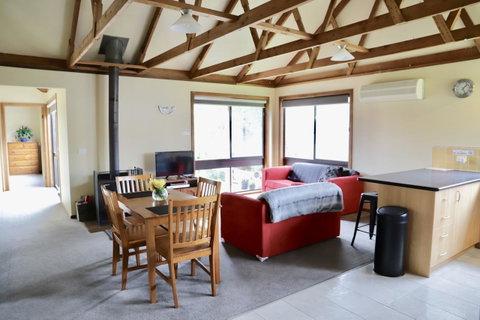 Red Ceder Cottage - Great Ocean Road - Port Campbell - Hotel QLD 12