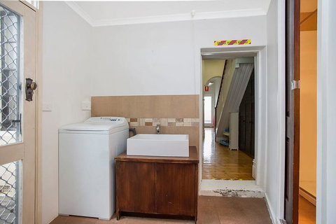 Plummers Mill - Central Townhouse - Hotel QLD 10