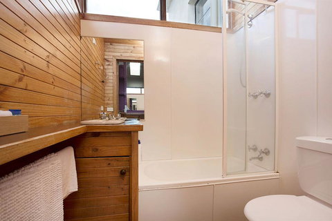 Plummers Mill - Central Townhouse - Hotel QLD 5