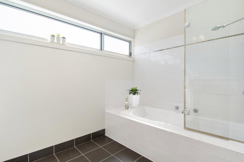 Bask At The Glade - Rejuvenate Stays - Hotel QLD 5
