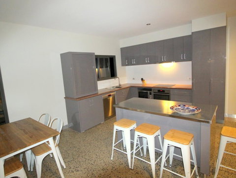 3 Bells Alpine Cottage - Hotel QLD 4
