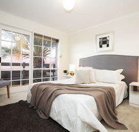 The Gallery Hours - Hotel QLD