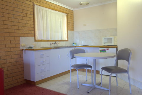 Blue Whale Motor Inn & Apartments - Hotel QLD 31