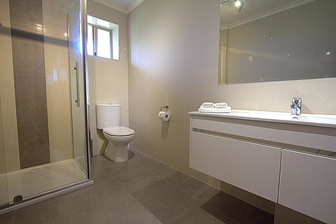 Blue Whale Motor Inn & Apartments - Hotel QLD 32