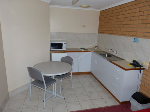 Blue Whale Motor Inn & Apartments - Hotel QLD 27