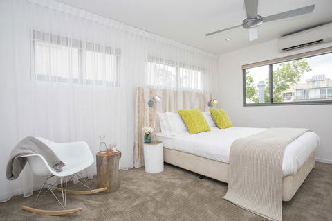 10 Hastings Street Motel - Hotel QLD 2