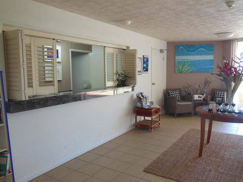 Whale Watch Ocean Beach Resort - Hotel QLD 10