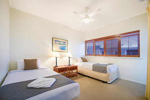 Whale Watch Ocean Beach Resort - Hotel QLD 11