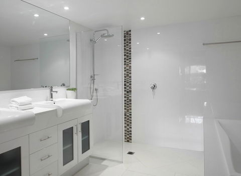 Hotel Laguna - Hotel QLD 4