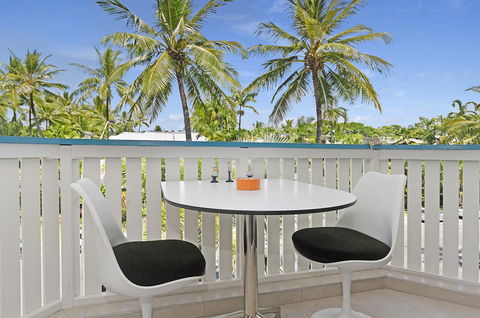 By The Sea Port Douglas - Hotel QLD 18