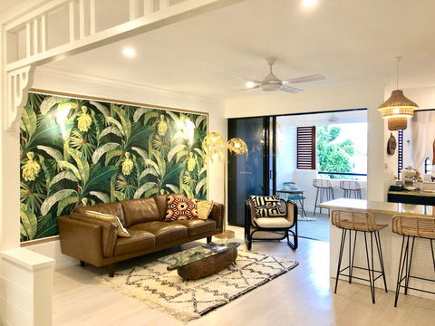 NOMAD - Luxe Apartment - Hotel QLD 5
