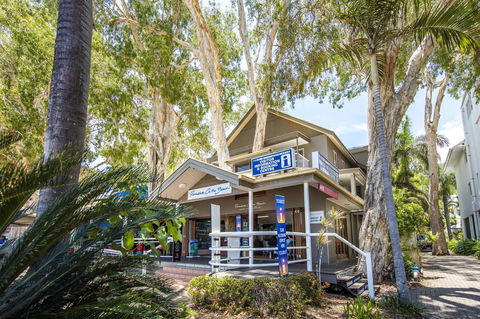 Paradise On The Beach Resort - Hotel QLD 1