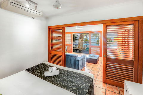 Paradise On The Beach Resort - Hotel QLD 10
