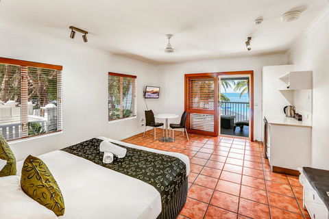Paradise On The Beach Resort - Hotel QLD 16