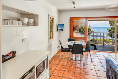 Paradise On The Beach Resort - Hotel QLD 13