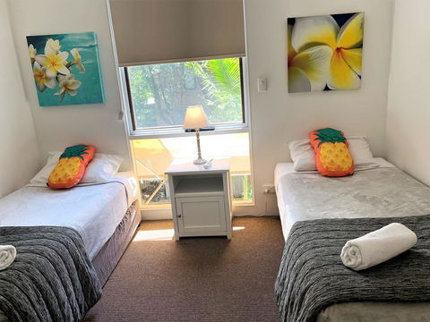 The Hastings Beach Houses - Hotel QLD 3