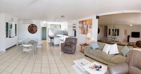 Poinciana 112 - Hotel QLD 14