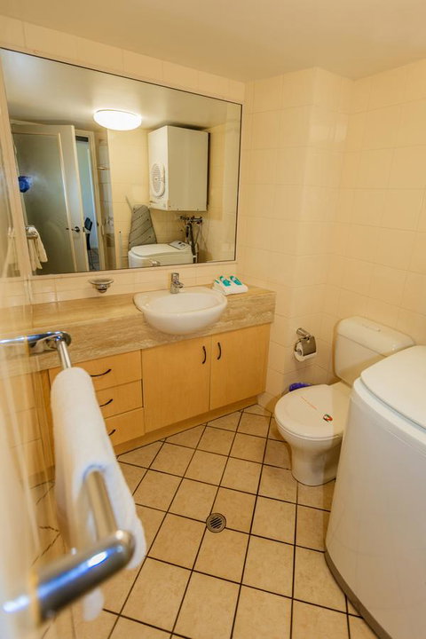 Grand Palais Boolarong Beachside Apartments - Hotel QLD 34