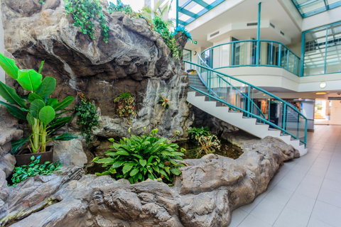 Grand Palais Boolarong Beachside Apartments - Hotel QLD 40