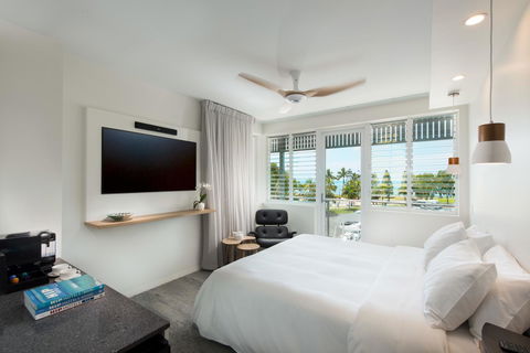 Heart Hotel And Gallery Whitsundays - Hotel QLD 4
