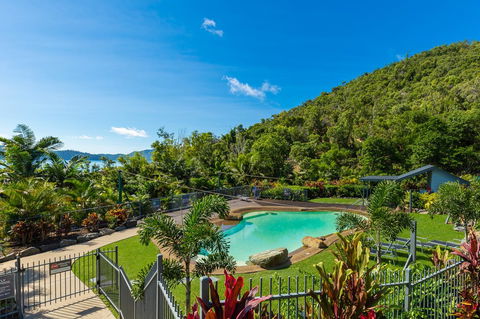 Beach Lodges - Hotel QLD 1