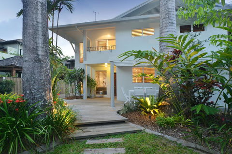 [ ANDY'S BEACH HOUSE ] - Hotel QLD 9